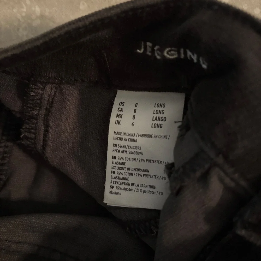 American Eagle Black Corduroy 360° Super Stretch Jeggings Pants (Women's 0 Long)